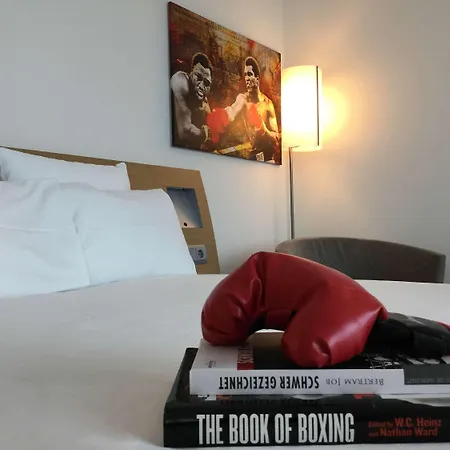 Novotel Am Tiergarten Hotel 4*