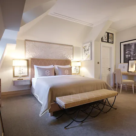 Schlosshotel By Patrick Hellmann 5* Berlin