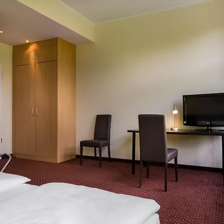 Garner - Schoeneberg By Ihg 3*