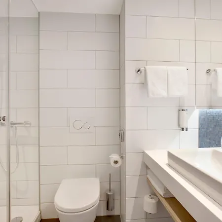 Holiday Inn Express - Berlin - Alexanderplatz By Ihg Hotel