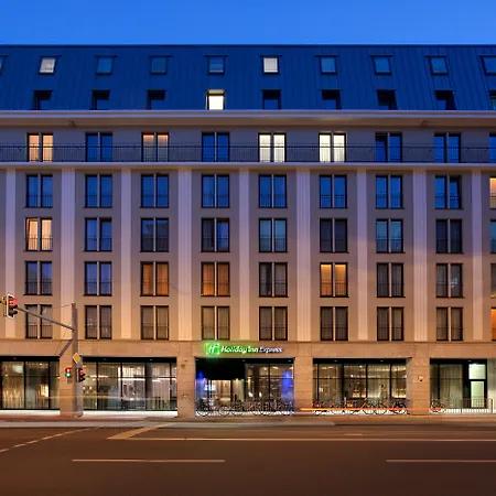 Hotel Holiday Inn Express - Berlin - Alexanderplatz By Ihg