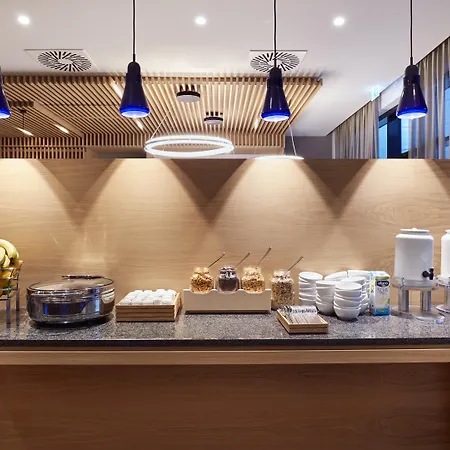 Holiday Inn Express - Berlin - Alexanderplatz By Ihg 3* Berlin