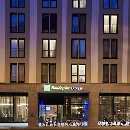 Holiday Inn Express - Berlin - Alexanderplatz By Ihg Hotel Berlin