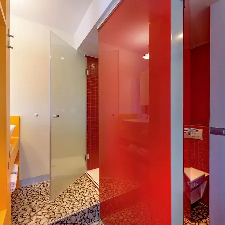 Hotel Ibis Styles Mitte 3*