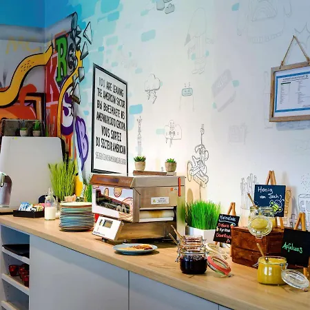 Ibis Styles Mitte Ξενοδοχείο 3*