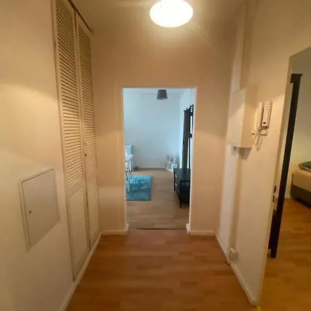 Osthafen Iv Apartman *