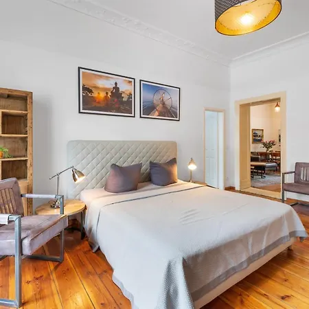 Boediker Loft, 3 Bedroom App With 2 Bath In Friedrichshain Up To 9