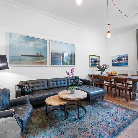 Apartment Boediker Loft, 3 Bedroom App With 2 Bath In Friedrichshain Up To 9