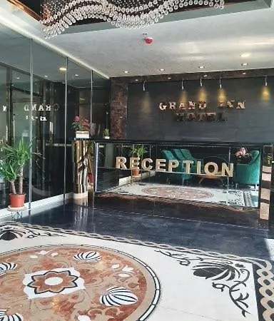 Grand Hotel
