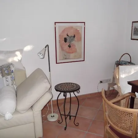 Sweet Apartment *
