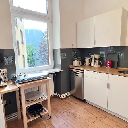 Apartment Feel At