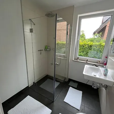 Haushalfte Mit Garten, Kamin, Grill & Whirlpool Nahe Ber Holiday home