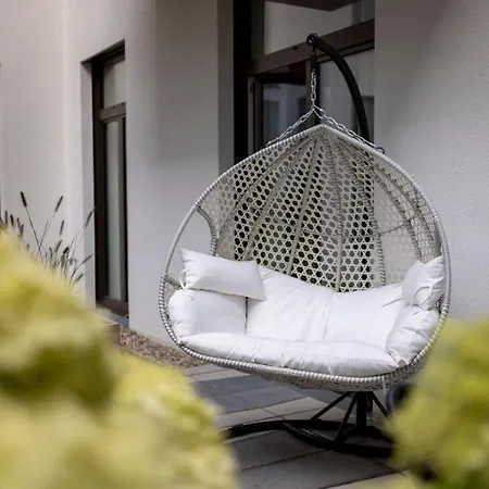 Pure - Luxury At Pure Living In Center *