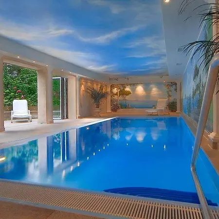 Hotel Bernstein Kastania 4*