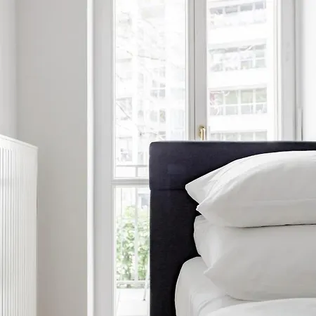 Luxury 2 Bedroom Apartment In The Heart Of Mitte, Berlin Apartment *