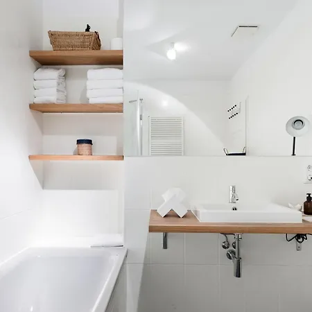 Luxury 2 Bedroom Apartment In The Heart Of Mitte, Berlin * Berlin