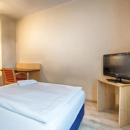 Hostel Enjoy West
