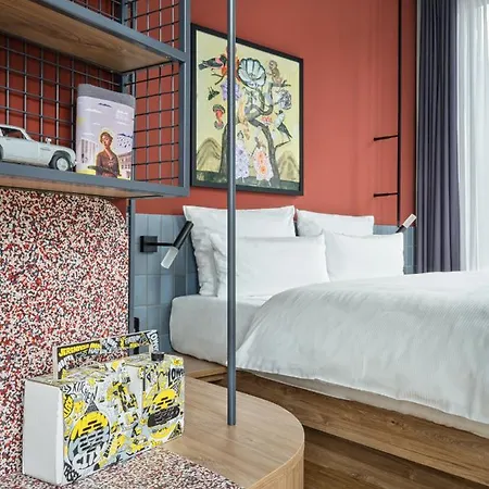 Hotel Urban Loft 4*