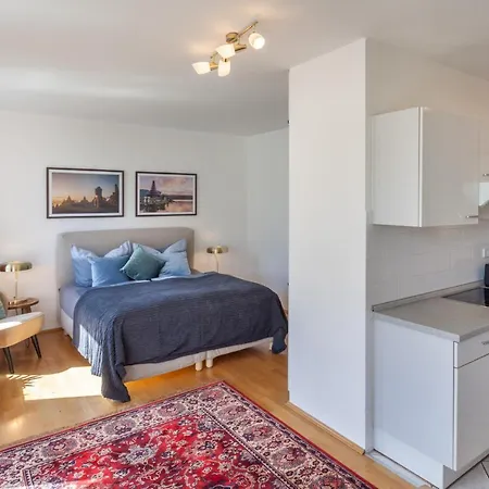 Apartment Schoenes In Downtown Mitte Mit Balkon
