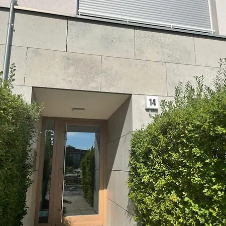 Zentrale West-berlin Homestay *