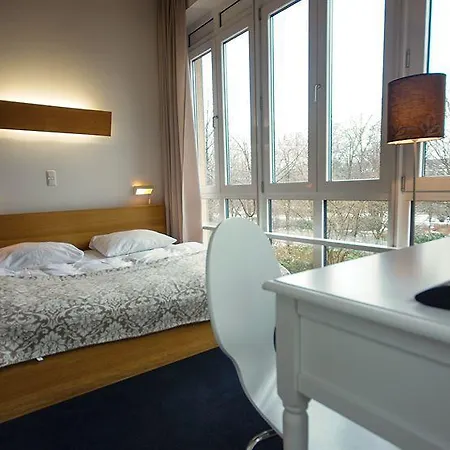 Guest house Midi Parkhotel Mitte 3*