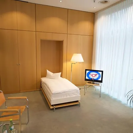 Hotel City-west By Ihg Berlín