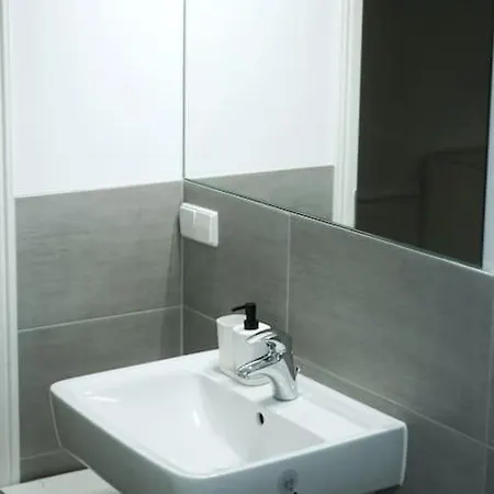 Central, Cozy & Beautiful Designed 2-rooms Apt. Near River * Berlin