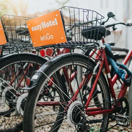 Easyhotel Hackescher Markt Hotel 2*