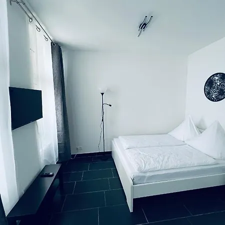 2-zimmer Am Maybachufer * Berlin