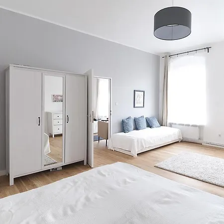 Apartment Feel At Berlin