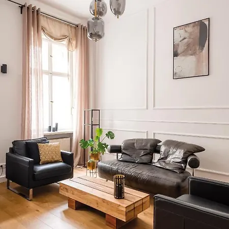 Apartment 90sqm 2br Biz Loft - 5min Station