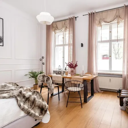 Apartment 90sqm 2br Biz Loft - 5min Station Berlin