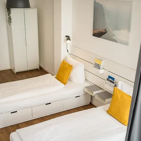 Fantastic 2 Bedroom Apartment *