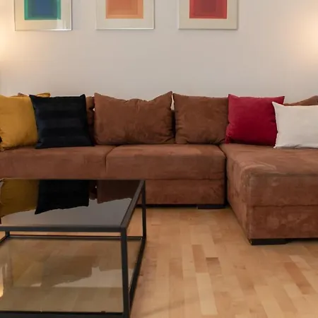 Apartment Cozy And Fully Equiped At Ku'damm