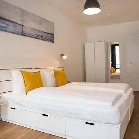 Apartment Fantastic 2 Bedroom Berlin