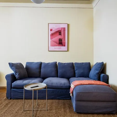 Apartment Super Zentral Super Schoener Altbau In Moabit Rostockerstrasse Im Herzen Von Fuer Bis Zu 6 Personen