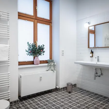 Komm Rein Und Fuehle Dich Zu Hause Direkt Nahe Der Altstadt Spandau Und Am Wasser Berlino
