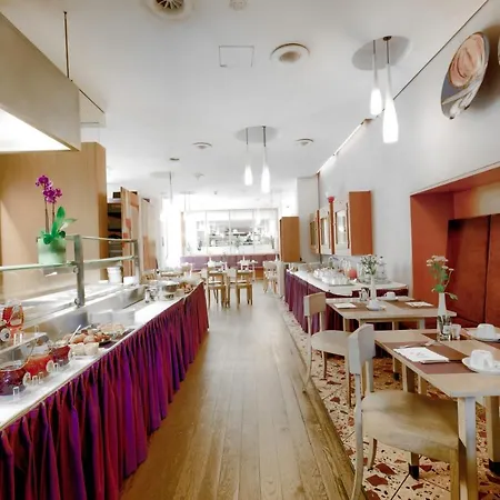 Bleibtreu By Golden Tulip 4*