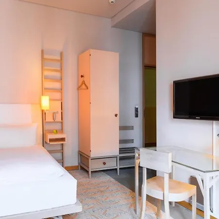 Bleibtreu By Golden Tulip Otel Berlin