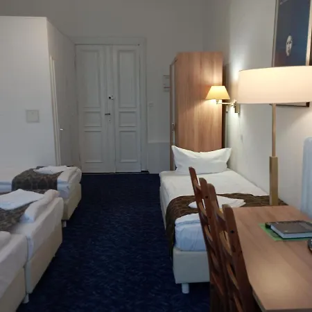 City Pension Berlin Hotel 2*