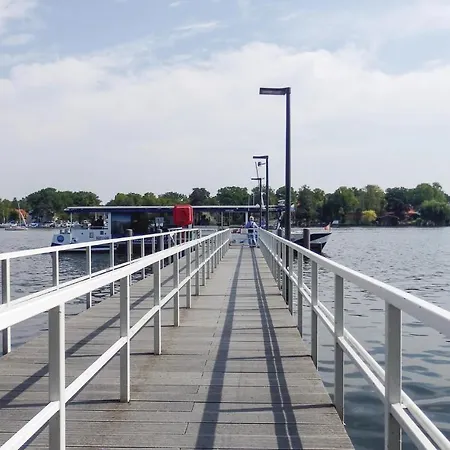 Stunning In Berlin-bohnsdorf