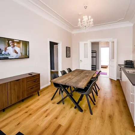Old Town Apartment