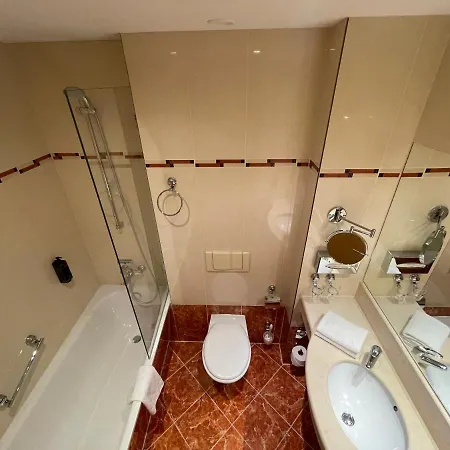 Hotel Chateau Kurfuerstendamm 4*