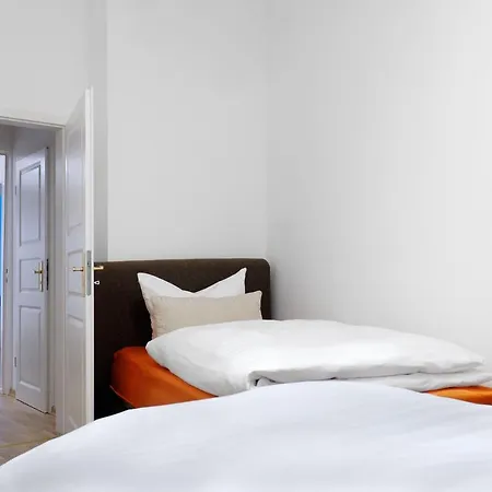 Grand Mitte Rosenthaler Platz Apartment *