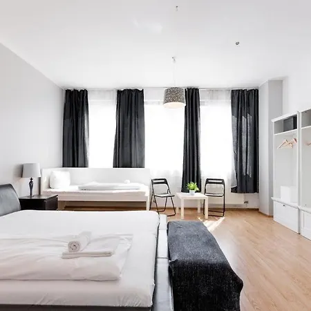 Big Fancy Center Apartment Berlin