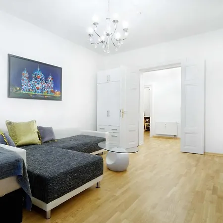 Grand Mitte Rosenthaler Platz Apartment