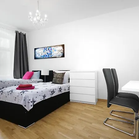 Grand Mitte Rosenthaler Platz