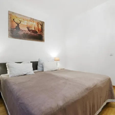 Grand Mitte Rosenthaler Platz Apartment