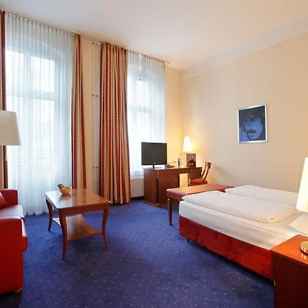 Acom-hotel Kurfuerstendamm 3*