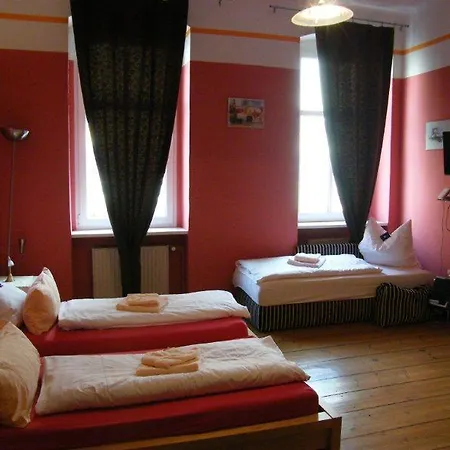 58 Mitte Guest house 3*